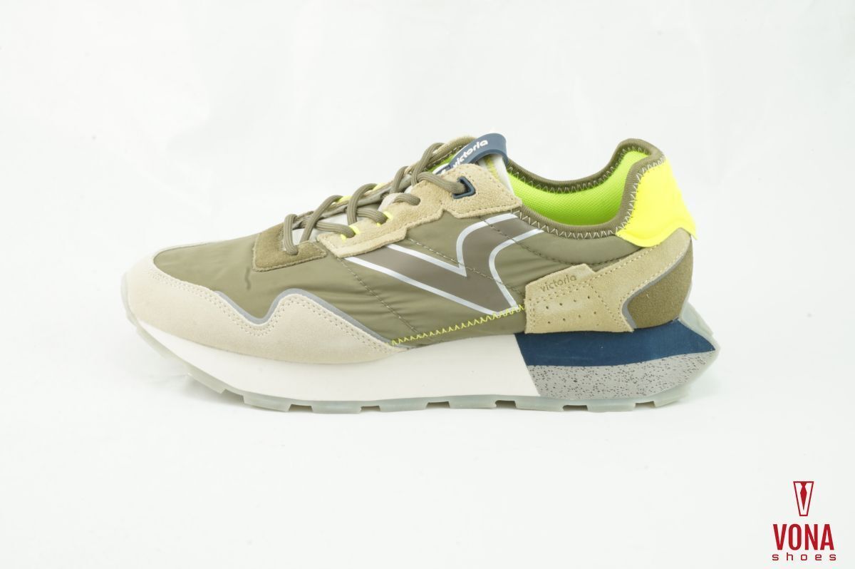 Sneakers Victoria 8803109