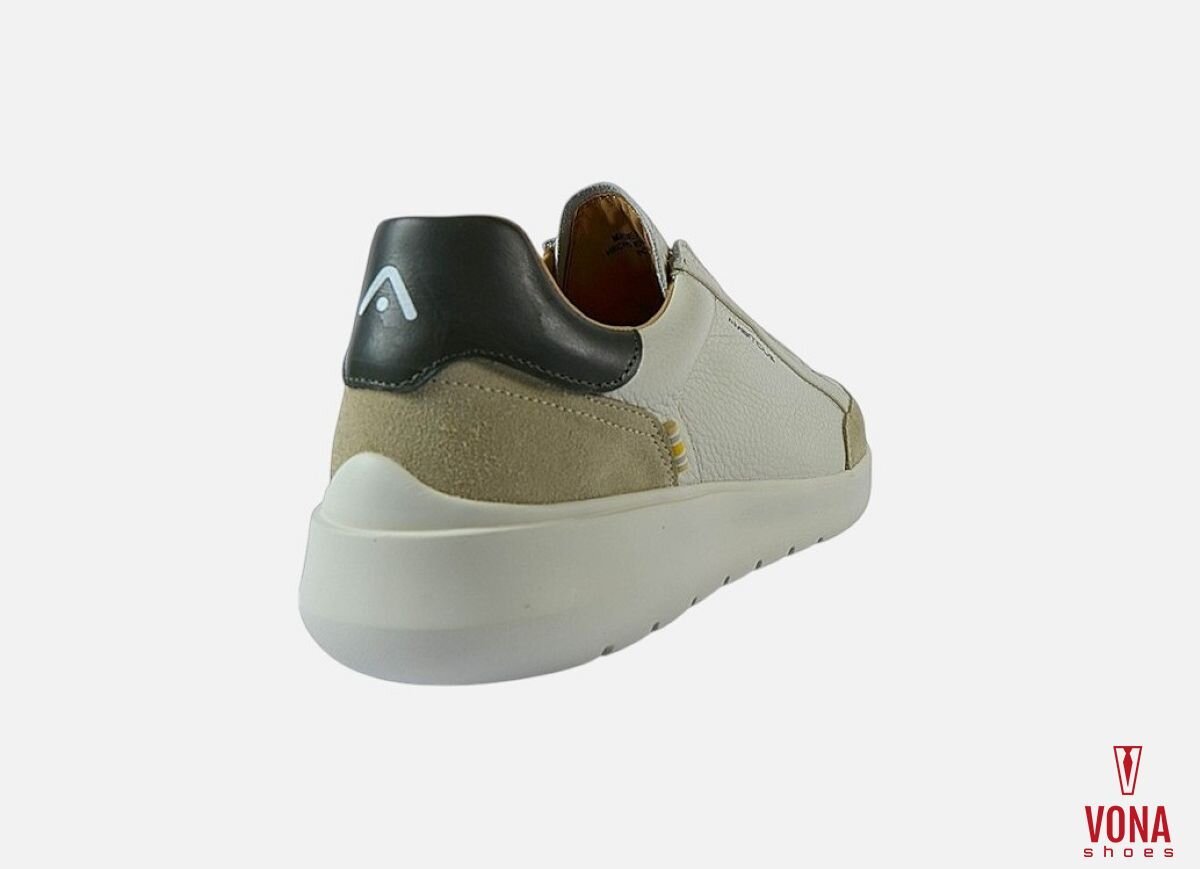 Sneakers Hover Ambitious 13721a