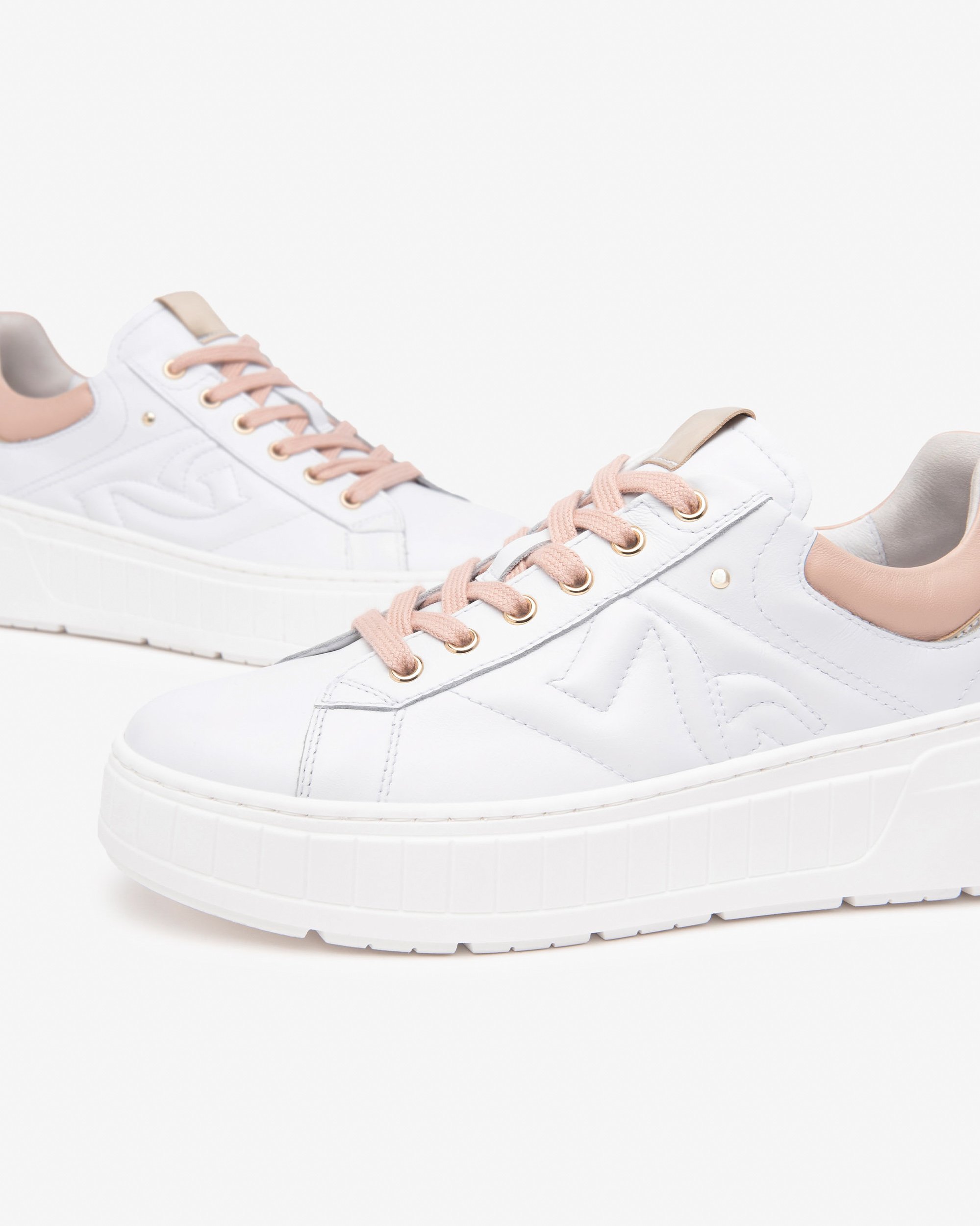 Sneakers Nerogiardini E513090d
